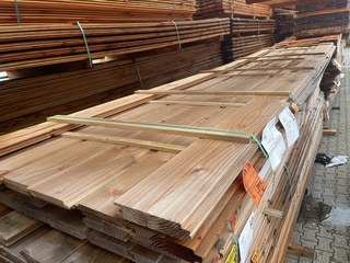 Ca. 16x Douglas wisselsponning, 18x190mm, lengte 500cm